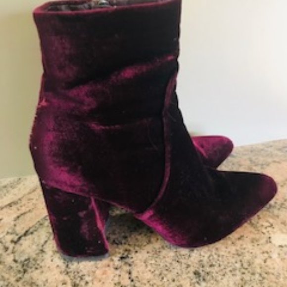 Steve Madden Velvet Block Heel Ankle Boot - Picture 4 of 8